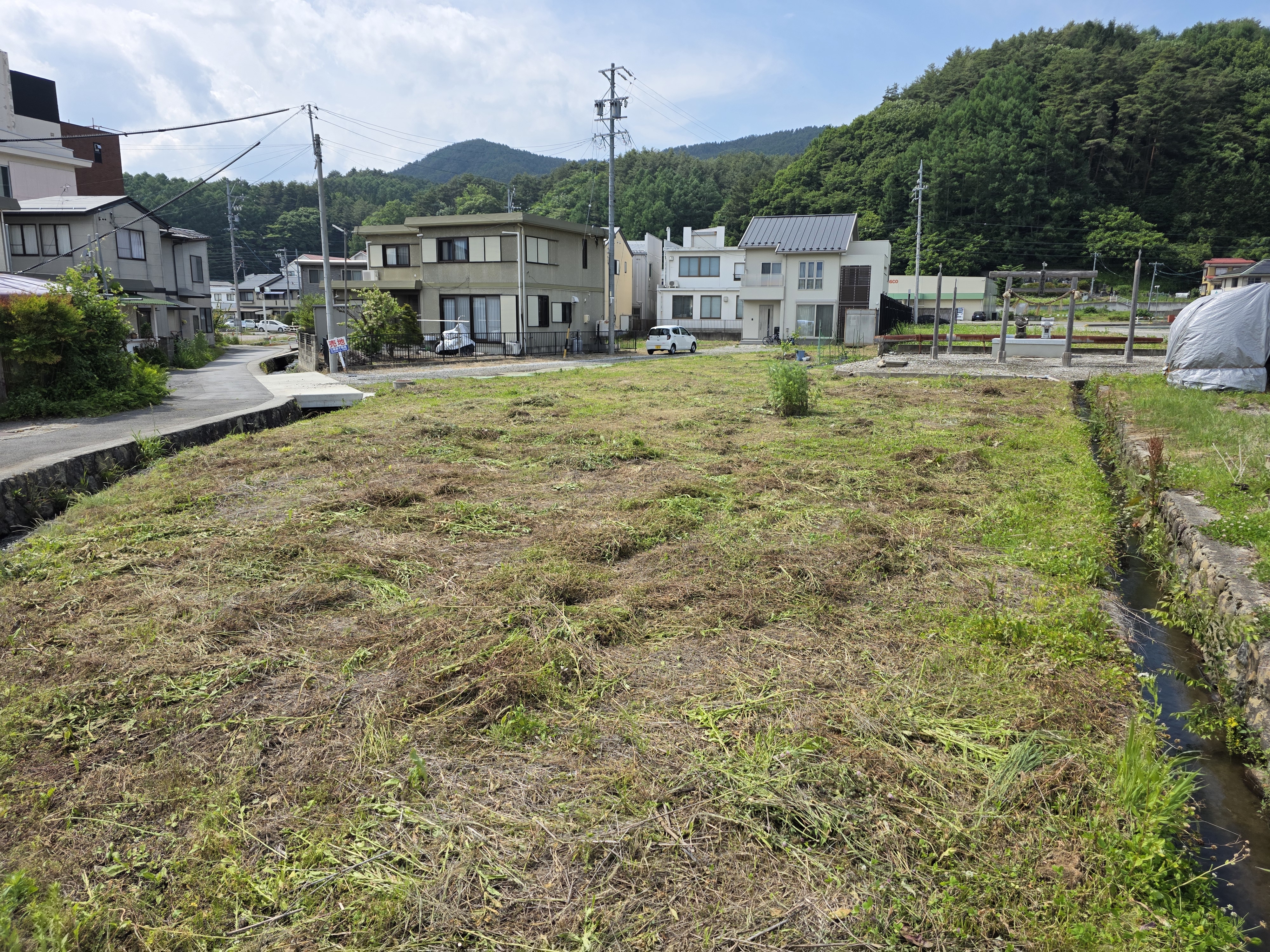 茅野市本町東　売土地１４０坪