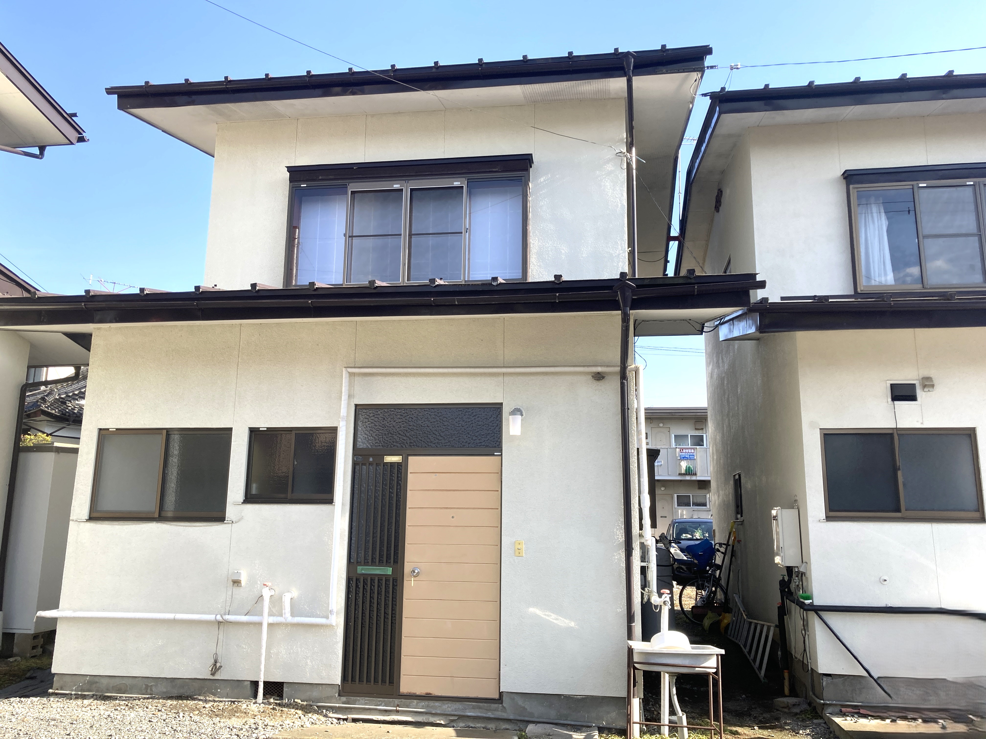 2階建　3DK　貸家